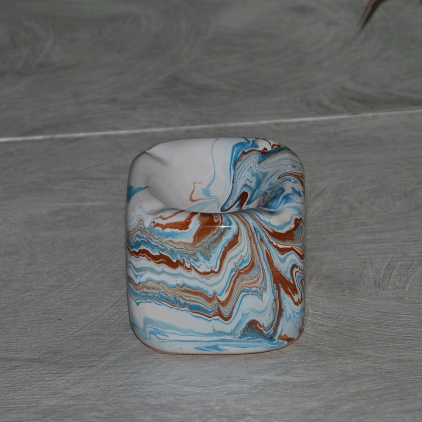 Cendrier anti fumée Cube marbré bleu, marron et  blanc