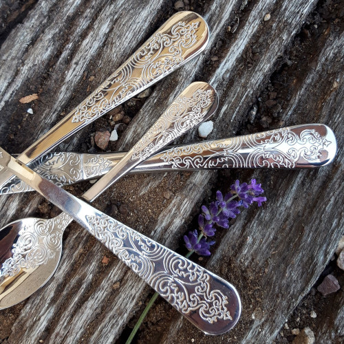 Fourchettes de table Antique x 6