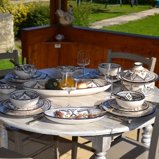 Plat ovale Marocain noir Liseré - L 40 cm