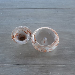 Cendrier anti fumée marbré marron et blanc - Moyen modèle