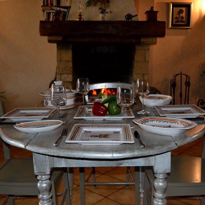 Plat carré Khelel beige - L 30 cm