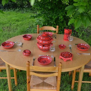 Service couscoussier avec assiettes jattes Tatoué rouge - 12 pers