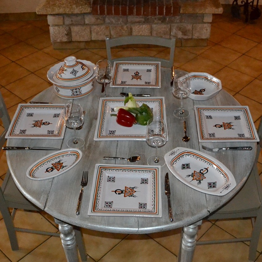 Plat ovale Khelel beige - L 30 cm