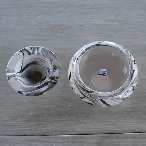 Cendrier anti fumée marbré noir et blanc - Grand modèle 2