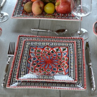 Assiette carrée Bakir rouge - Larg 19 cm