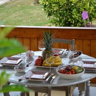 Assiette carrée Bakir rouge - Larg 19 cm